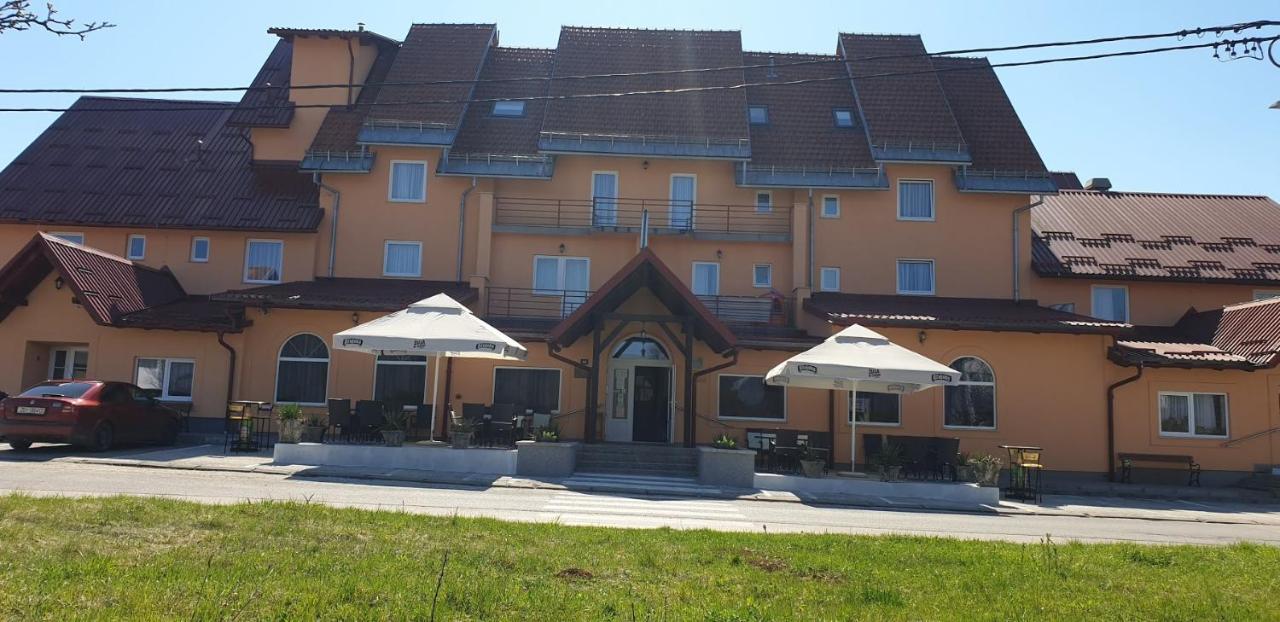 Mirni Kutak 3* Otočac