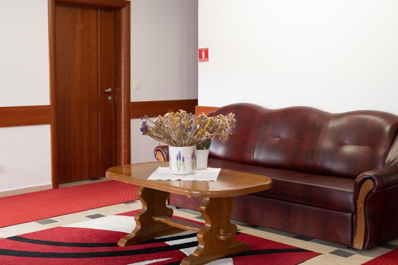Hotel Mirni Kutak Otočac