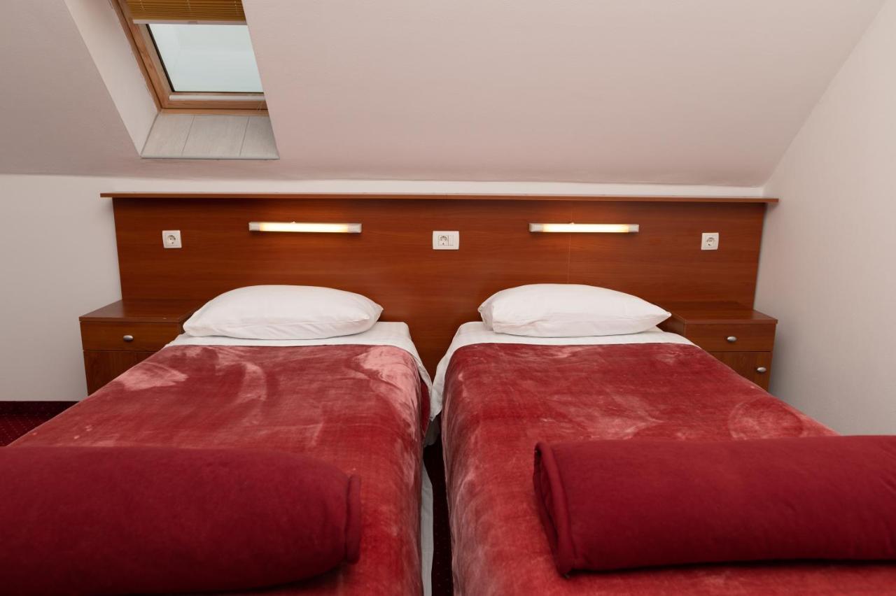 Hotel Mirni Kutak Otočac