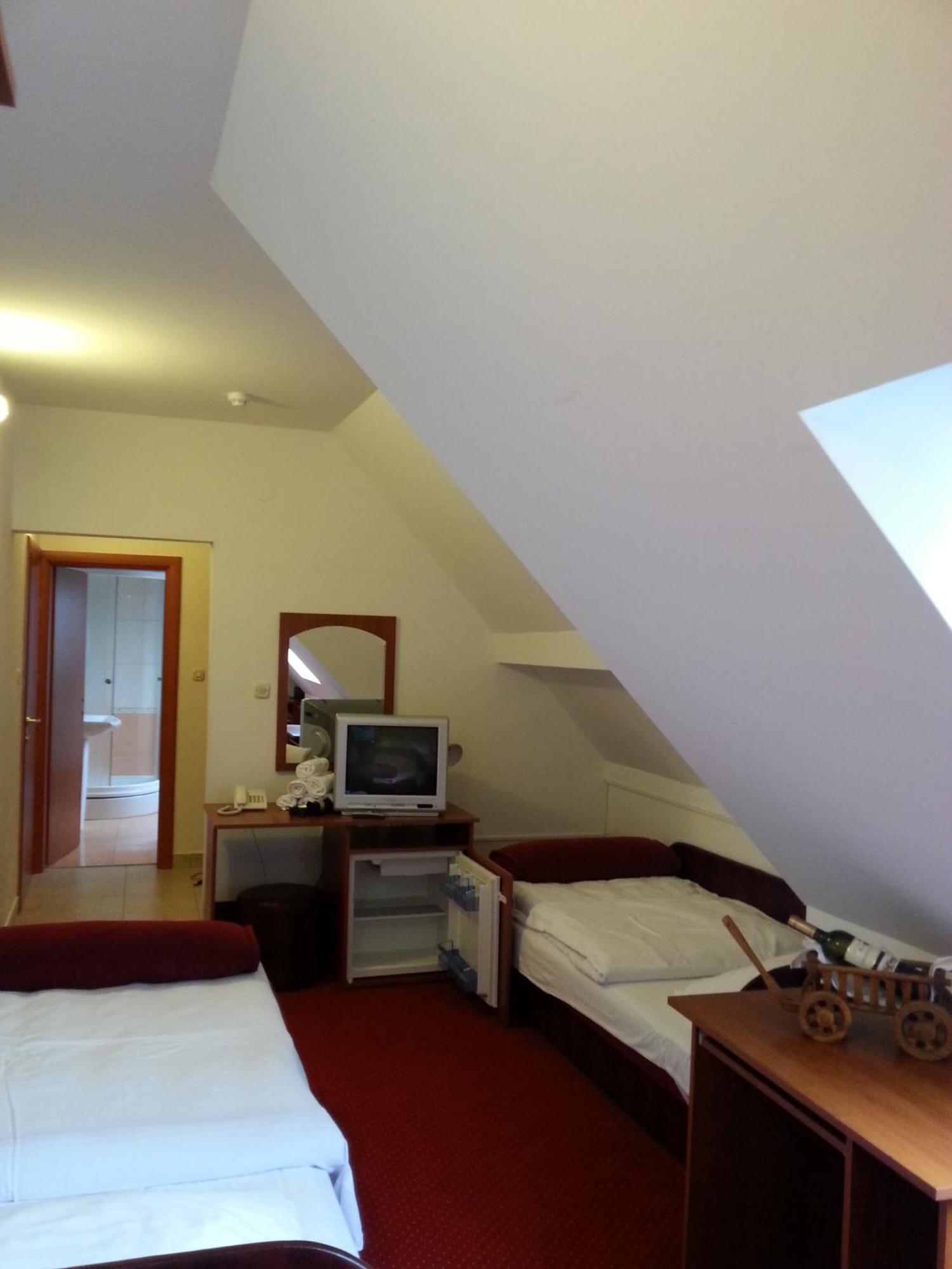 Mirni Kutak Hotel