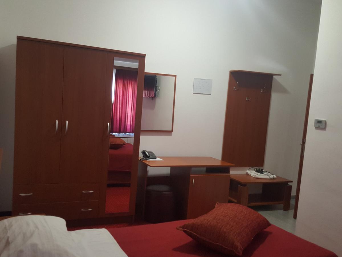 Hotel Mirni Kutak