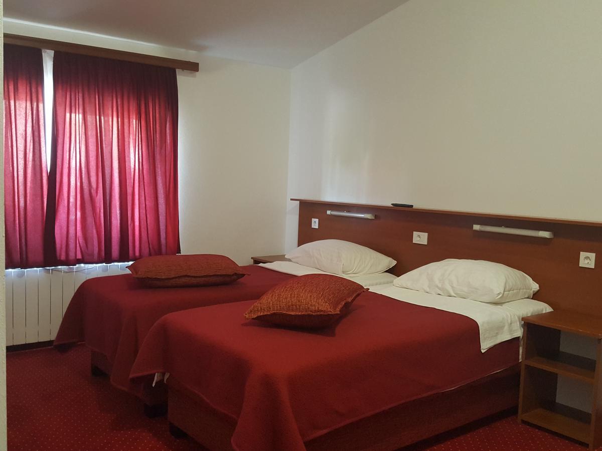Hotel Mirni Kutak Otočac